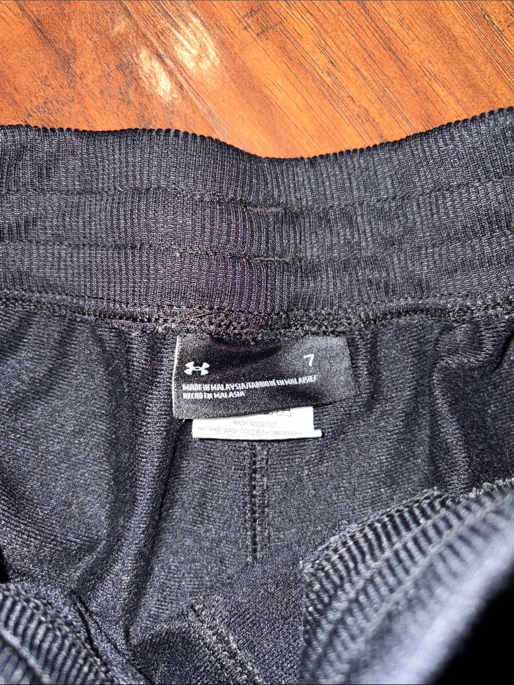 Under Armour Black Kids' Athletic Joggers with Reflective Logo Size 7 - Picture 4 of 5